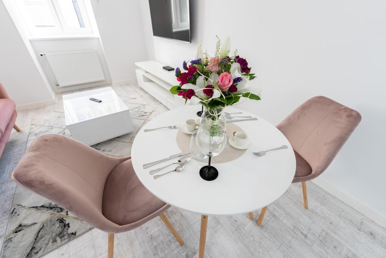 Apartamenty Centrum Nowoczesny Design - Dream Apart Bielsko-Biała Dış mekan fotoğraf