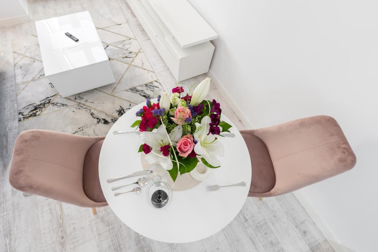 Apartamenty Centrum Nowoczesny Design - Dream Apart Bielsko-Biała Dış mekan fotoğraf
